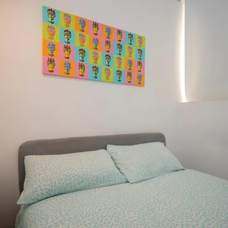Paloma - Position In Apartment *